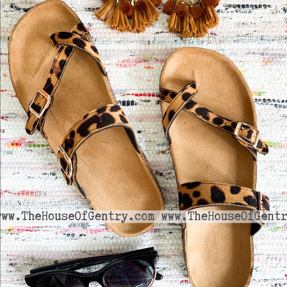 Leopard Sandals - Picture 2 of 3